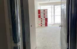 Apartament cu o camera , 36 mp, etaj intermediar 