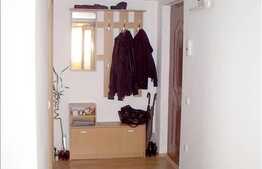 Vanzare apartament 3 camere, 57 mp utili, imobil nou, mobilat, 5 minute de Gara