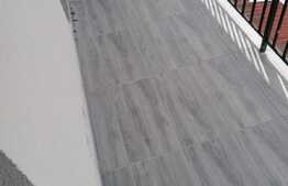 Apartament finisat cu 3 camere, terasă superbă de 50 mp, zona Terra