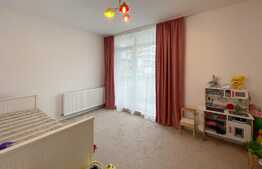 Apartament cu 3 camere si 2 bai, 2 balcoane plus boxa si garaj! Zona Regal, Baciu 