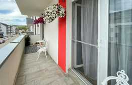 Apartament cu 3 camere si 2 bai, 2 balcoane plus boxa si garaj! Zona Regal, Baciu 