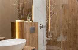 Afacere la cheie, Apartament 4 camere! Zona Centru Istoric! 