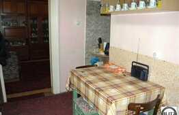 2 camere in zona 21 Decembrie!