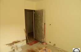 Vanzare apartament integral renovat, cu 2 camere, 51 mp utili,