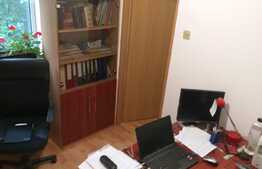 Apartament 2 camere semidecomandat, zona Diana!