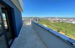 De vanzare 3 camere, 80 mp, 74 mp TERASA, PANORAMA SUPERBA!