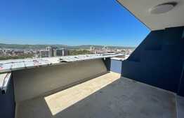 De vanzare 3 camere, 80 mp, 74 mp TERASA, PANORAMA SUPERBA!