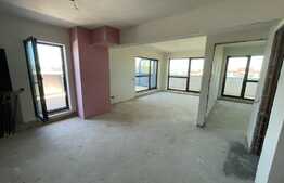 De vanzare 3 camere, 80 mp, 74 mp TERASA, PANORAMA SUPERBA!