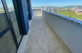 De vanzare 3 camere, 80 mp, 74 mp TERASA, PANORAMA SUPERBA!