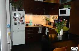 Apartament 2 camere, 66 mp, cu boxa la subsol, zona strazii Horea!