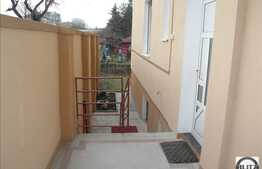 72 mp in Zona Prefecturii, 2 camere + gradina!