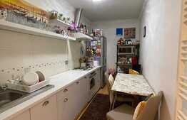 Apartament cu 3 camere, 80 mp, parcare zona strazii Plevnei