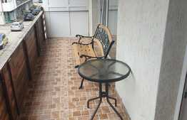 Apartament 2 camere decomandat, etaj intermediar, la cheie !