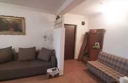 Garsoniera la etaj intermediar, strada Eroilor