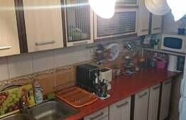 3 camere decomandate, 93.9mp, etaj intermediar