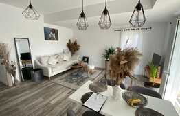 Apartament de lux, 3 camere, intermediar, Floresti