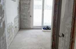 Apartament 3 camere, 60 mp, zona VIVO