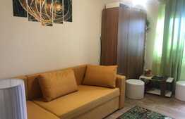 Apartament decomandat, 3 camere, 3 balcoane, parcare, zona Restaurant Regal