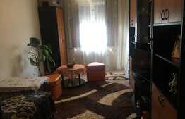 Apartament decomandat, 3 camere, 3 balcoane, parcare, zona Restaurant Regal