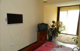 Apartament cu 2 camere, 50 mp utili, balcon, decomandat! Zona strazii Porii!