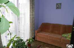 Apartament cu 2 camere, 50 mp utili, balcon, decomandat! Zona strazii Porii!