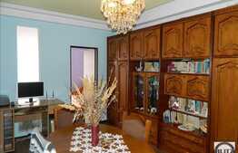 Apartament cu 2 camere, 50 mp utili, balcon, decomandat! Zona strazii Porii!