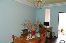 Apartament cu 2 camere, 50 mp utili, balcon, decomandat! Zona strazii Porii!