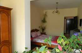 Apartament cu 2 camere, 50 mp utili, balcon, decomandat! Zona strazii Porii!