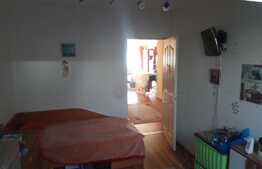 OPORTUNITATE! 900 euro/mp 3 camere, zona Florilor, 2 locuri de parcare incluse!