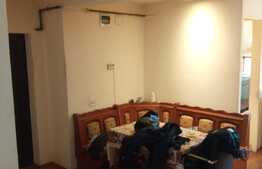 OPORTUNITATE! 900 euro/mp 3 camere, zona Florilor, 2 locuri de parcare incluse!