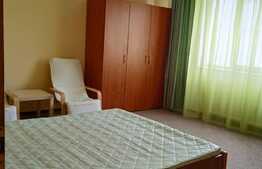 Apartament spatios de 4 camere, 140 mp, zona centrala