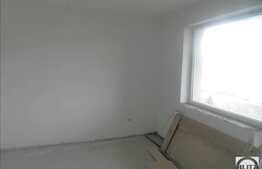 Apartament 2 camere, 45 mp plus 2 balcoane, zona strazii Florilor!