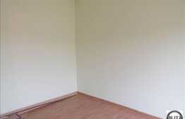 Apartament 2 camere, 45 mp plus 2 balcoane, zona strazii Florilor!