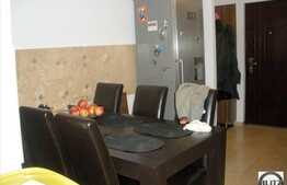 Vanzare 2 camere, 50 mp utili, decomandat, garaj, parcare, boxa, zona Kaufland!