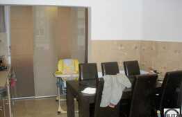 Vanzare 2 camere, 50 mp utili, decomandat, garaj, parcare, boxa, zona Kaufland!