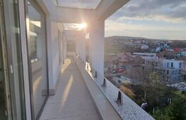 Apartament cu 4 camere, 70 mp, terasa de 14 mp, bloc nou !