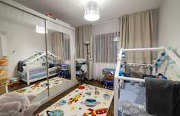 Apartament 3 camere, 2 balcoane, boxa si garaj! La cheie! 