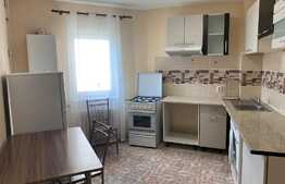 Apartament 2 camere, 52 mp, balcon, zona străzii Tâșnad