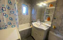 Apartament de 2 camere, decomandat, 50 mp, parcare, zona strazi Nichita Stanescu