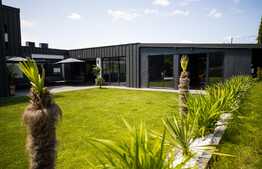 Casa deosebita cu finisaje premium, privelise deosebita, la cheie!