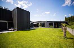 Casa deosebita cu finisaje premium, privelise deosebita, la cheie!