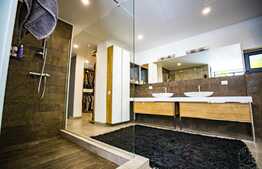 Casa deosebita cu finisaje premium, privelise deosebita, la cheie!