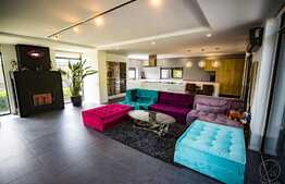 Casa deosebita cu finisaje premium, privelise deosebita, la cheie!