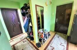 Apartament 3 camere, 65 mp, decomandat, zona Kaufland