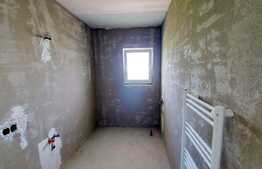 Apartament semifinisat, 2 camere, 57 mp, zona Terra!