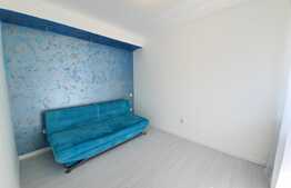 3 camere in zona Terra, etaj intermediar!