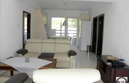 De inchiriat apartament cu 3 camere, 76 mp utili si 2 terase