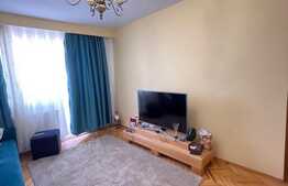 De vanzare 2 camere, 52 mp utili, balcon, zona Calea Floresti