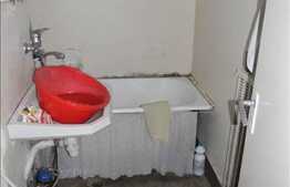 Apartament cu 3 camere, decomandat, 48 mp utili, zona Tudor Vladimirescu