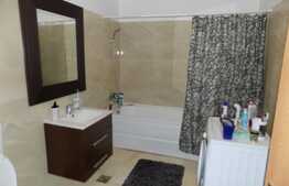 Apartament modern de 2 camere, etaj intermediar, zona Florilor
